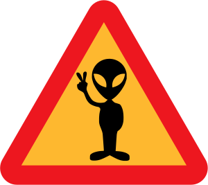 Инопланетянин показывает знак мира.